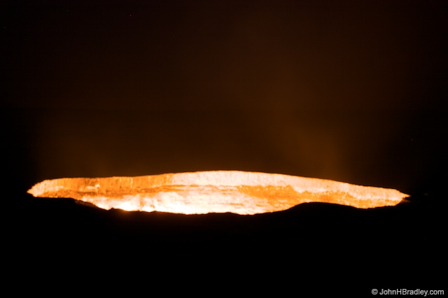 flaming crater The Door to Hell: Flaming Crater in Turkmenistan Has Been Burning for 38 Years