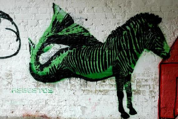 asbestos stencil art distorted animals Street Art by Asbestos   Master of Mixed Media