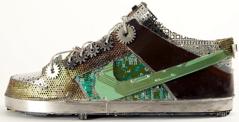 nike shoe made from junk old parts art gabriel dishaw Nike Shoes Made of Junk, Become Art