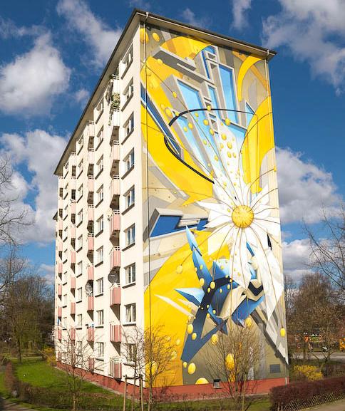 daim massive mural apartment graffiti entire building 3D INSANITY With Only Four Letters