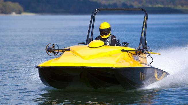 the yellow scuba craft Can Your Boat Dive 100 Feet Under Water?