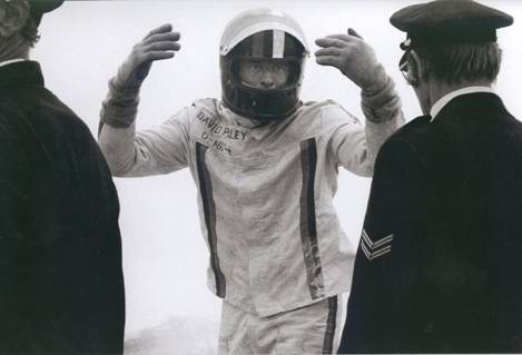david purley trying to save roger williamson f1 Roger Williamson and the Dutch Grand Prix Tragedy of 1973