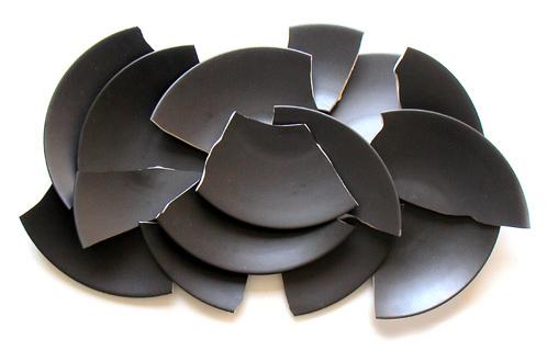 centerpiece plate made of broken plates to22 designs The Entire Universe in the Palm of your Hand