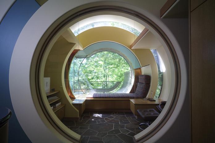 circular doorway hallway design inspiration Canopy Living: The Ultimate Tree House