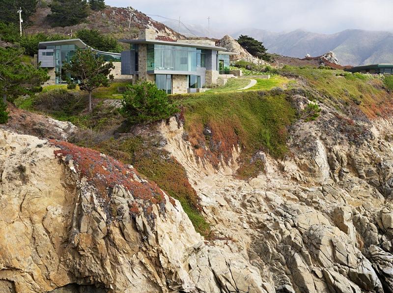 spectacular oceanfront view property house An Ocean of Emotion: The View from Otter Cove