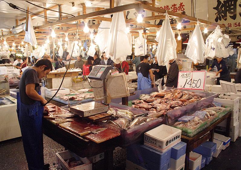 tokyo fish market largest in the world The Largest Fish and Seafood Market in the World