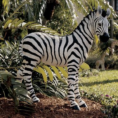 zebra garden sculpture lawn ornament 13 Utterly Ridiculous Lawn Ornaments
