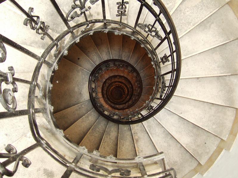 st stephens basilica budapest spiral staircase 25 Stunning Images of Spiral Staircases