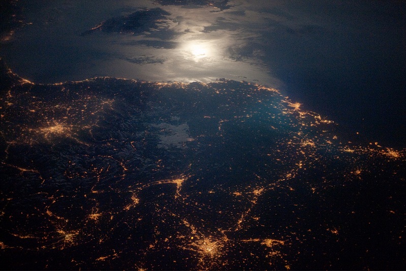 aerial of france lit up at night Picture of the Day   June 22, 2010