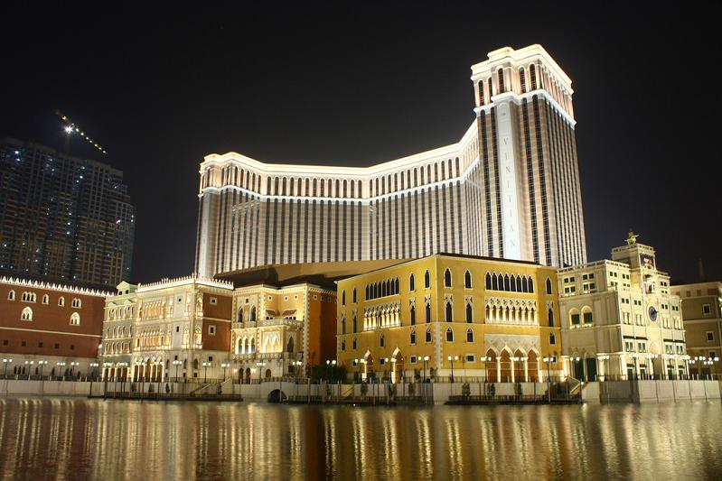 largest-casino-in-the-world-venetian-macao