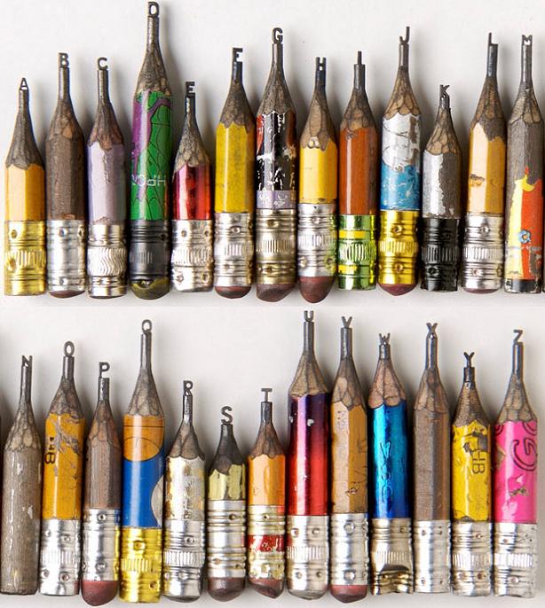 alphabet carved into pencils The Most Incredible Miniature Pencil Art [20 pics]