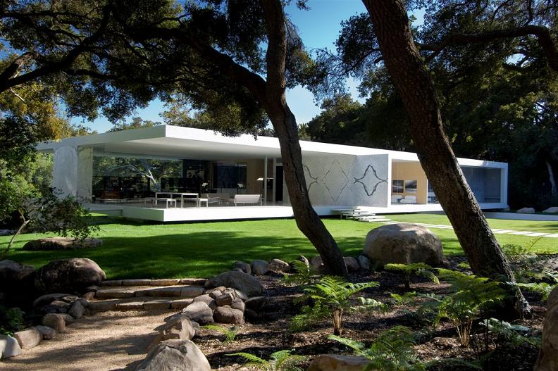 glass pavilion designed by hermann Mr. Hermanns Opus: The Glass Pavilion in Montecito, California