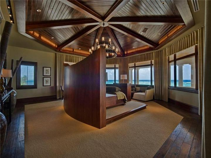 incredible master bedroom bed in the middle The $60 Million Mansion on the Ocean: Castillo Caribe, Cayman Islands
