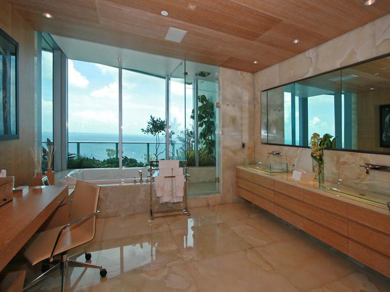 4 penthouse in miami grovenor house Grovenor House: $17 Million Penthouse in Miami [22 pics]