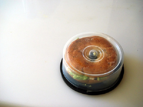 cd spindle bagel holder Picture of the Day   September 8, 2010
