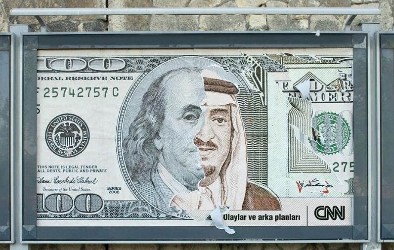 cnn turkey hundred dollar bill print ad Two Sides to Every Story? 8 Controversial News Ads