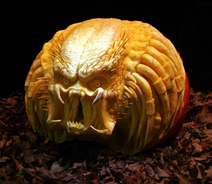 predator pumpkin carving 25 Mind Blowing Halloween Pumpkins