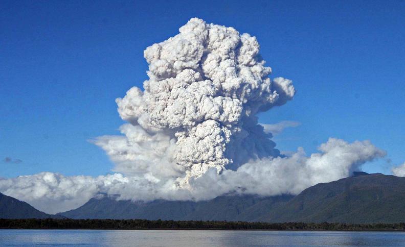chaiten plume volcano Natures Fury: 30 Chilling Photos of Natural Hazards