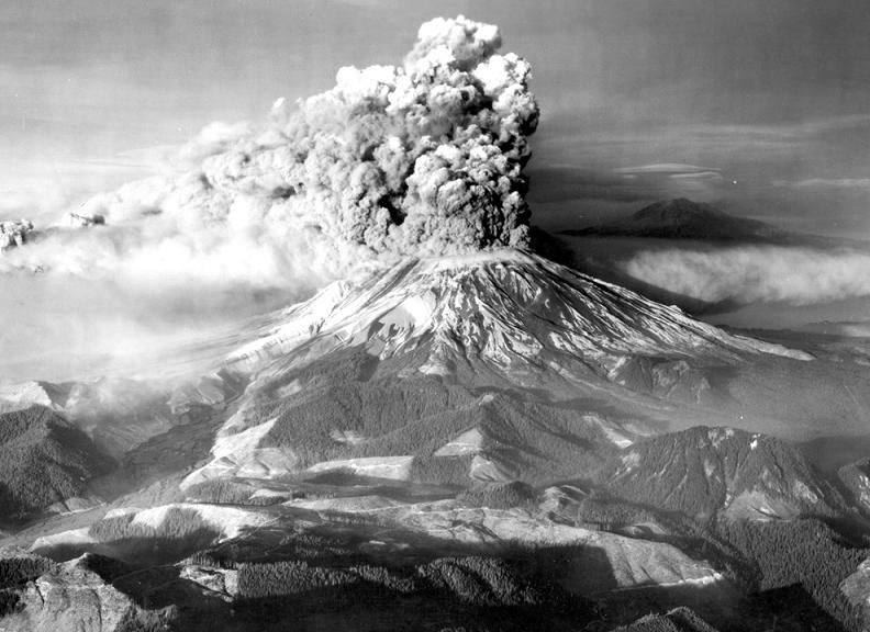 mount st helens Natures Fury: 30 Chilling Photos of Natural Hazards