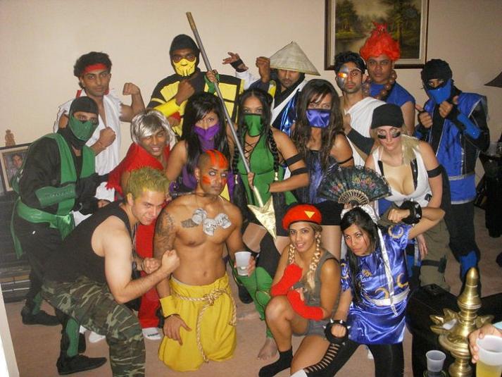 street fighter mortal kombat group funny halloween costume 25 Hilarious Halloween Costumes