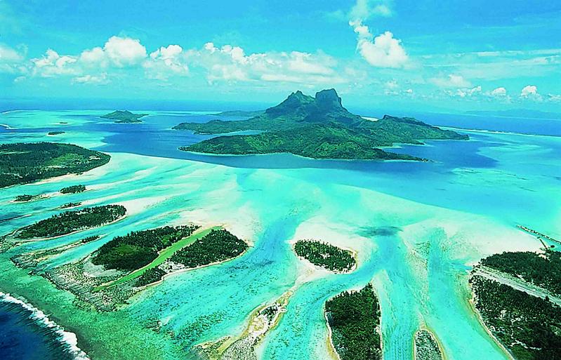 bora bora french polynesia 26 25 Stunning Photographs of Bora Bora