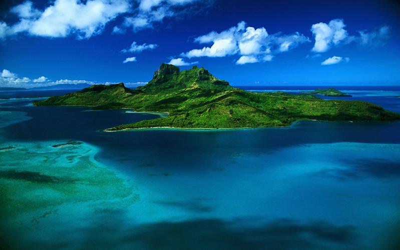 bora bora french polynesia 7 25 Stunning Photographs of Bora Bora