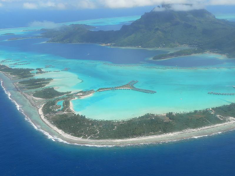 bora bora french polynesia 25 Stunning Photographs of Bora Bora