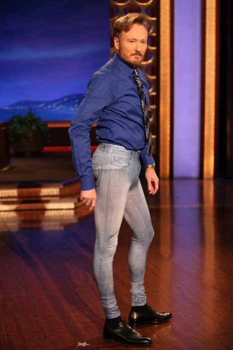 conan in jeggings The Friday Shirk Report   December 10, 2010 | Volume 87