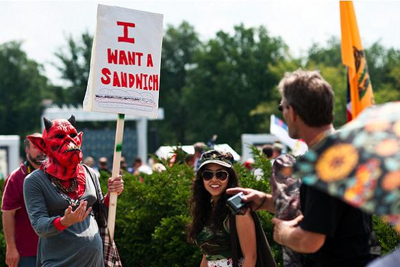 i want a sandwich funny protest sign 25 Funniest Protest Signs of 2010