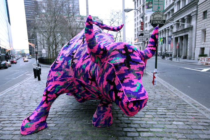 wall street bull covered in wool sweater crocheted Picture of the Day: The Wool Street Bull | Dec. 29, 2010
