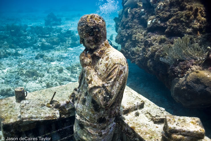 jason decaires taylor artist underwater sculpture Astonishing Underwater Sculptures by Jason deCaires Taylor [30 pics]