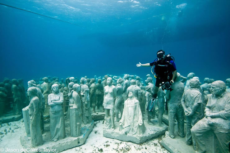 underwater sculptures artist jason decaires taylor artificial reefs 14 Astonishing Underwater Sculptures by Jason deCaires Taylor [30 pics]