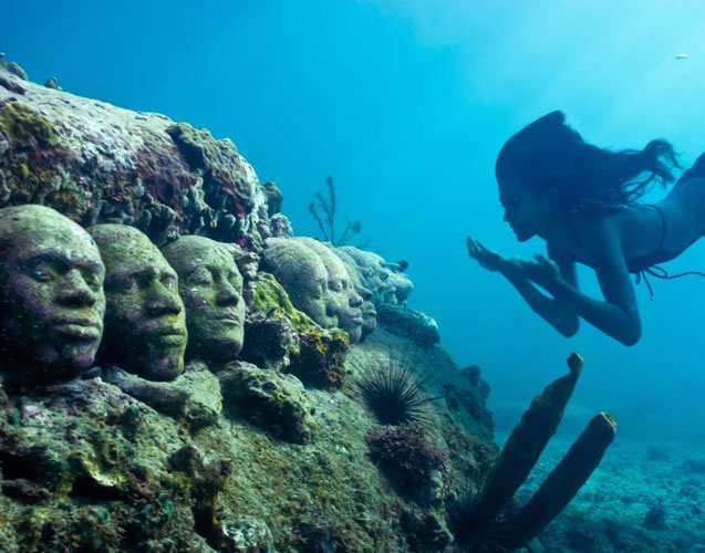 underwater sculptures artist jason decaires taylor artificial reefs 3 Astonishing Underwater Sculptures by Jason deCaires Taylor [30 pics]
