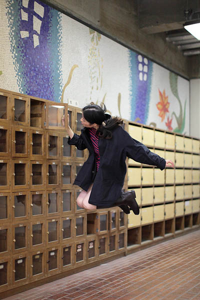 japanese girl levitates natsumi hayashi 18 Natsumi Hayashi: A Life of Levitation [25 pics]
