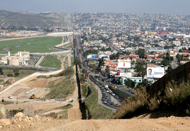 mexico us border san diego tijuana Picture of the Day: The US   Mexico Border