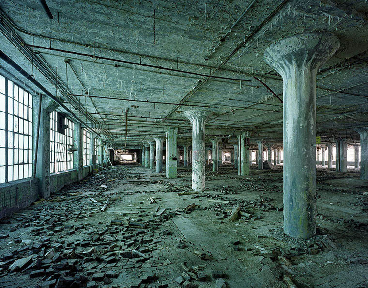 ruins of detroit yves marchand romain meffre 2 The Ruins of Detroit