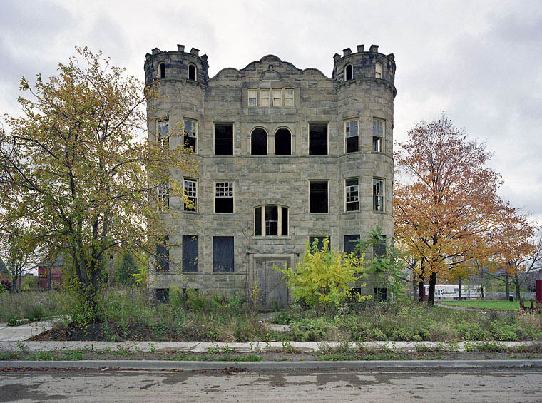 ruins of detroit yves marchand romain meffre 8 The Ruins of Detroit