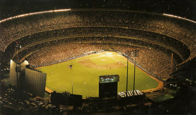 shea stadium aerial 1986 world series 25 Incredible Aerial Photos of Stadiums Around the World