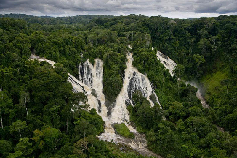 djidji waterfalls ivindo national park ogoouc3a9 ivindo province gabon 25 Mind Blowing Aerial Photographs Around the World