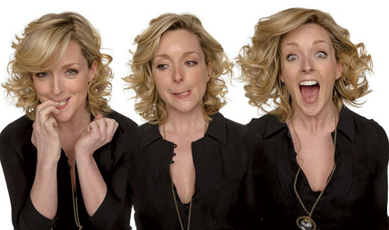 jane krakowski acting in character Funny Faces: Famous Actors Acting Out [20 Pics]