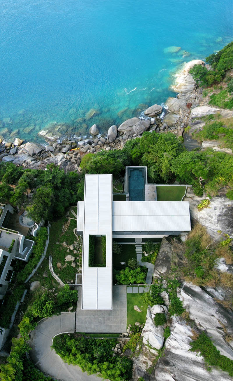villa amanzi phuket thailand original vision 12 A Cliffside Home Overlooking the Mediterranean