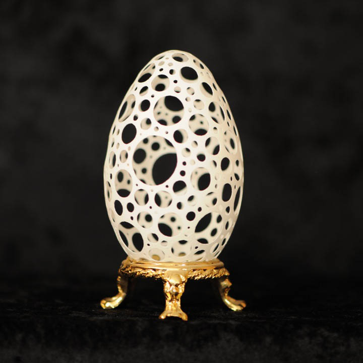 intricate egg art carvings brian baity 17 Intricate Egg Art by Brian Baity [30 pics]