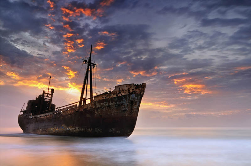 shipwreck in gytheio greece 25 Haunting Shipwrecks Around the World