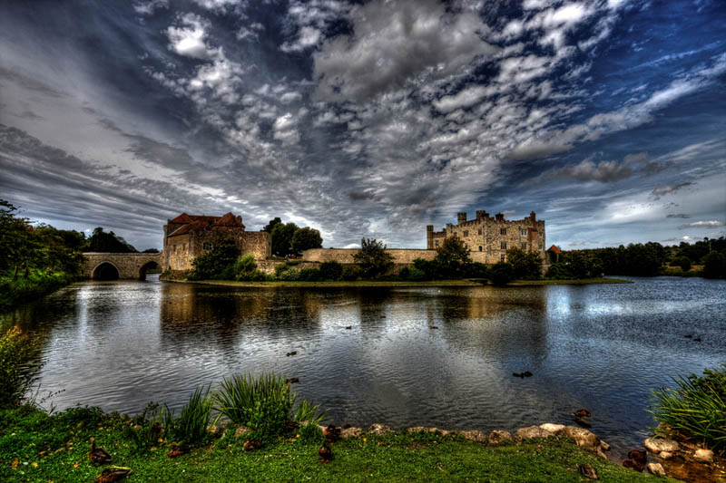 leeds castle england moat surrounded by water 20 Impressive Moats Around the World
