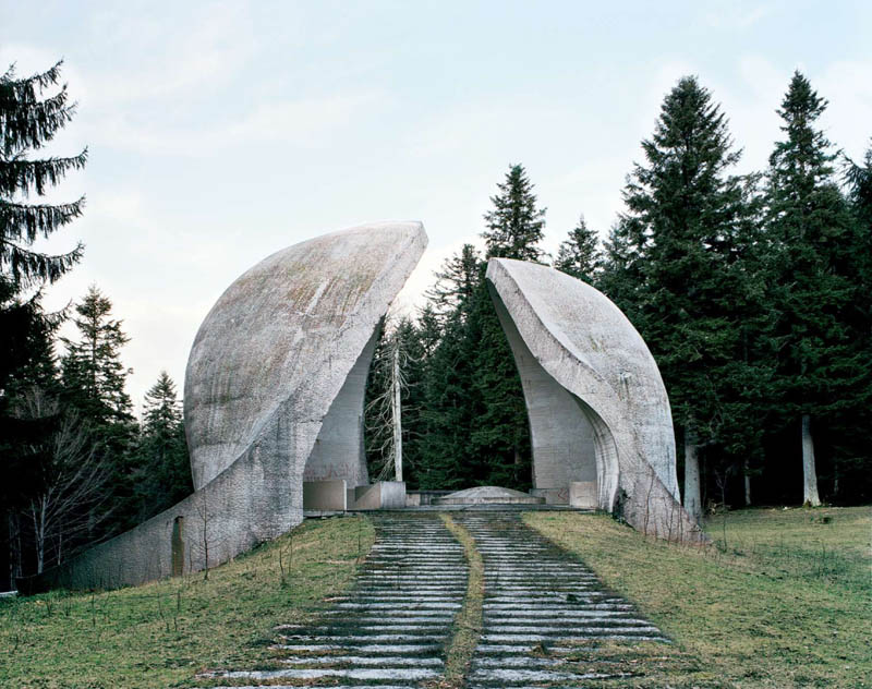 old monuments yugoslavia spomeniks jan kempenaers 6 Forgotten Monuments from the former Yugoslavia