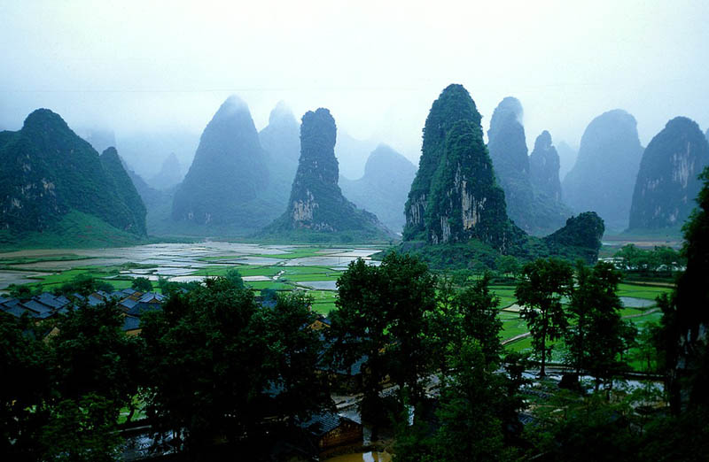 guilin mountains china Picture of the Day: The Guilin Hills of China 