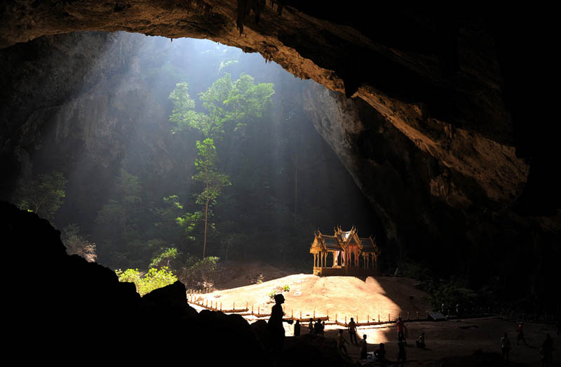 kuha karuhas pavilion inside phraya nakhon cave khao sam roi yot national park thailand Picture of the Day: The Kuha Karuhas Cave Pavillion in Thailand