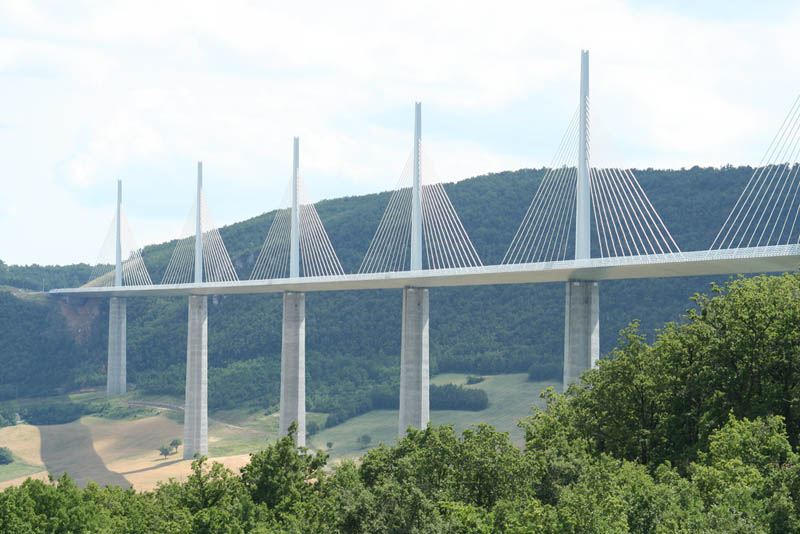 worlds tallest bridge millau viaduct france 5 The Tallest Bridge in the World [20 pics]