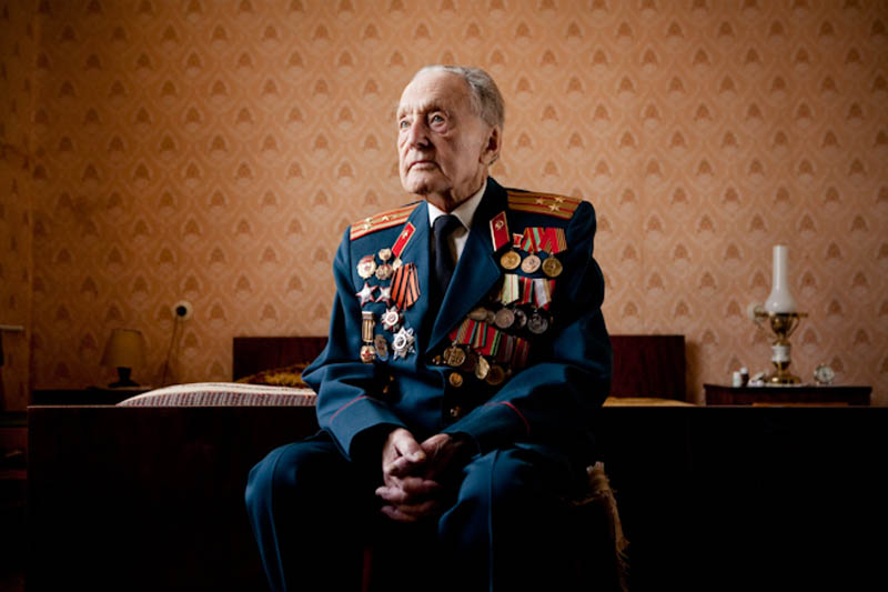 wwii veterans portraits konstantin suslov 2 Honoring the Veterans of World War II [25 pics]