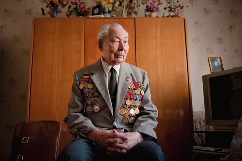 wwii veterans portraits konstantin suslov 7 Honoring the Veterans of World War II [25 pics]